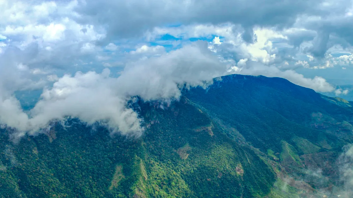 Horton Plains National Park & World's End, Sri Lanka