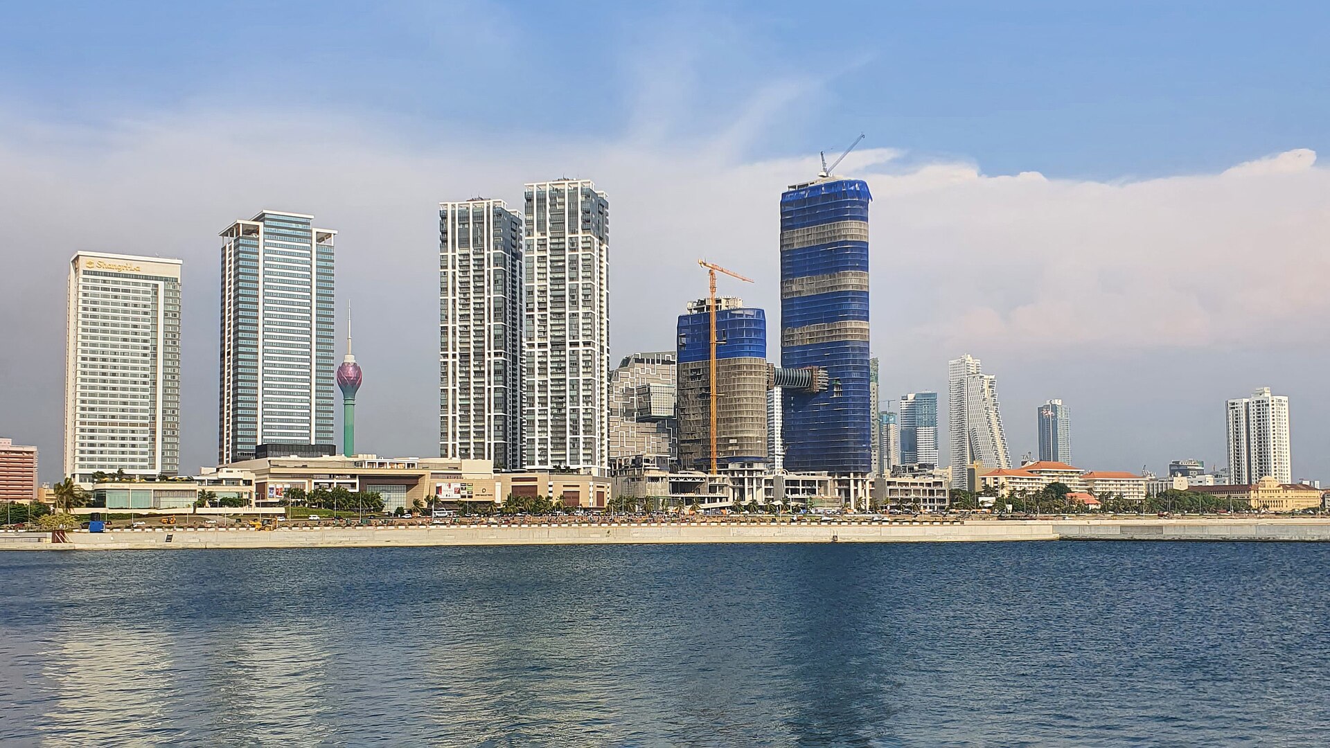 Colombo skyline - Sri Lanka connectivity for remote workers